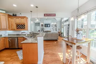 172 Canyon Creek Dr, Sanford, NC 27330 - Photo 17