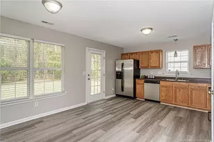 1229 Locks Creek Rd, Fayetteville, NC 28312 - Photo 7