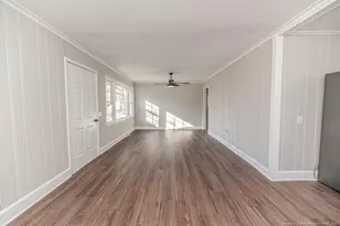 1004 Sommers St, Sanford, NC 27330 - Photo 7