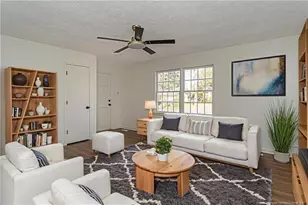 1941 Shiloh Dr, Fayetteville, NC 28304 - Photo 3