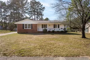 1941 Shiloh Dr, Fayetteville, NC 28304 - Photo 1