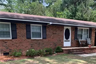 6350 Rockford Dr, Fayetteville, NC 28304 - Photo 1