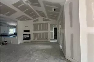 15640 Raccoon Run, Wagram, NC 28396 - Photo 5