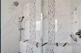 1302 Oakridge Blvd, Lumberton, NC 28358 - Photo 25