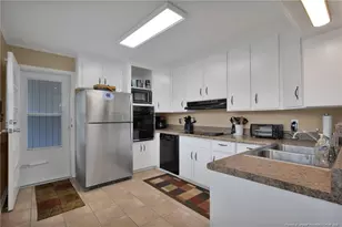 409 W 22nd St, Lumberton, NC 28358 - Photo 15