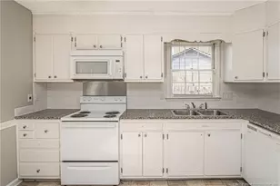 563 Alleghany Rd, Fayetteville, NC 28304 - Photo 13