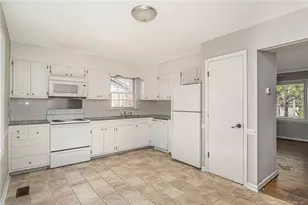 563 Alleghany Rd, Fayetteville, NC 28304 - Photo 11