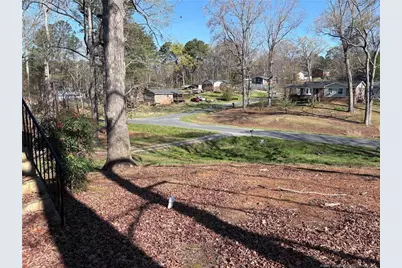 2009 Woodcrest Drive, Sanford, NC 27330 - Photo 5