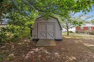 324 Bartow Dr, Fayetteville, NC 28301 - Photo 29