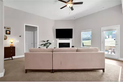 228 Glendale Circle, Sanford, NC 27332 - Photo 7