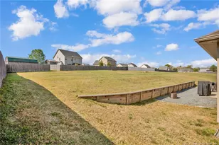 228 Glendale Cir, Sanford, NC 27332 - Photo 31