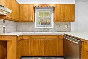 634 Pleasant Loop, Fayetteville, NC 28311 - Photo 19