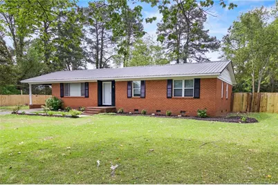 634 Pleasant Loop, Fayetteville, NC 28311 - Photo 3