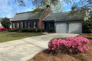 206 W 32nd St, Lumberton, NC 28358 - Photo 1