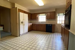 206 W 32nd St, Lumberton, NC 28358 - Photo 9