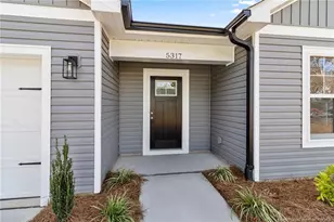 8021 Blaze Ct, Fayetteville, NC 28314 - Photo 3