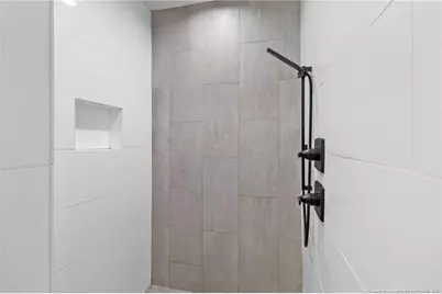 417 E Donaldson Avenue, Raeford, NC 28376 - Photo 19