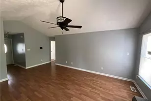 3355 Lubbock Dr, Hope Mills, NC 28348 - Photo 3