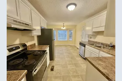 2109 Hollyridge Place, Fayetteville, NC 28304 - Photo 5