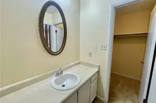 2109 Hollyridge Pl, Fayetteville, NC 28304 - Photo 21