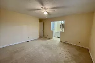 2109 Hollyridge Pl, Fayetteville, NC 28304 - Photo 17