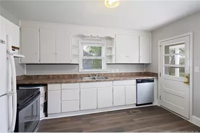 203 Rodie Avenue, Fayetteville, NC 28304 - Photo 11