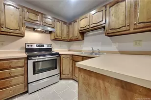 933 Creek Side Run, Fayetteville, NC 28303 - Photo 5