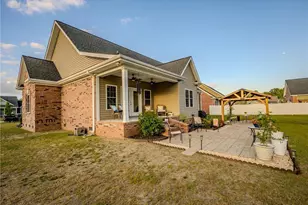 87 Brownstone Dr, Lumberton, NC 28360 - Photo 5