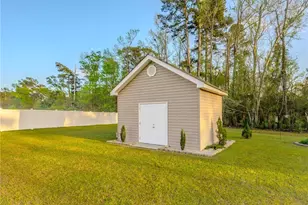 87 Brownstone Dr, Lumberton, NC 28360 - Photo 41