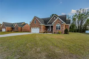 87 Brownstone Dr, Lumberton, NC 28360 - Photo 3