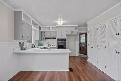 408 Sherwood Drive, Sanford, NC 27332 - Photo 15