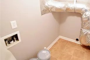 211 Livermore Dr, Fayetteville, NC 28314 - Photo 23