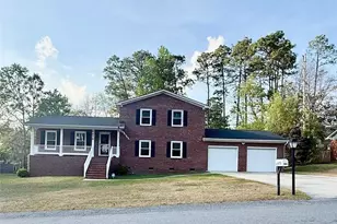 6470 Gaddis Dr, Fayetteville, NC 28306 - Photo 1