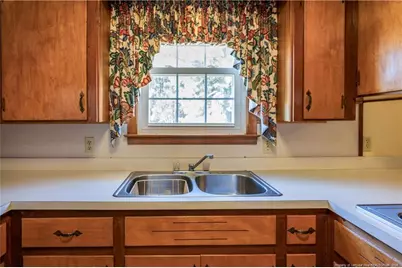 5424 Bonnetsville Road, Clinton, NC 28328 - Photo 9