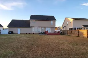 8225 Hurrican Ln, Fayetteville, NC 28314 - Photo 11