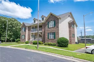 3430 Lainey Ln, Fayetteville, NC 28304 - Photo 9