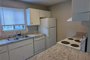 833 Applewood Ln, Fayetteville, NC 28303 - Photo 3