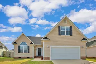 1475 Avoncroft Dr, Fayetteville, NC 28306 - Photo 1