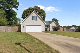 101 Van Buren Dr, Raeford, NC 28376 - Photo 3