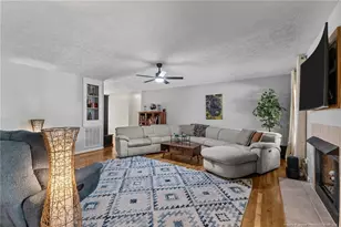 2399 Middleton Ct, Fayetteville, NC 28306 - Photo 9