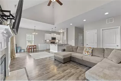 3049 N Kilchattan Drive, Fayetteville, NC 28306 - Photo 11