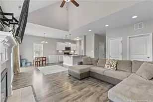 3049 N Kilchattan Dr, Fayetteville, NC 28306 - Photo 11