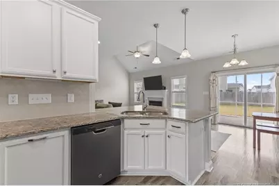 3049 N Kilchattan Drive, Fayetteville, NC 28306 - Photo 17