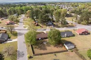 7686 Beverly Dr, Fayetteville, NC 28314 - Photo 39