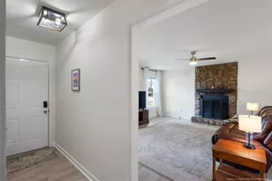 7686 Beverly Dr, Fayetteville, NC 28314 - Photo 9