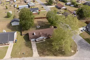 7686 Beverly Dr, Fayetteville, NC 28314 - Photo 5