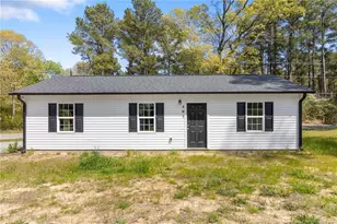 401 Cedric St, Fayetteville, NC 28303 - Photo 23