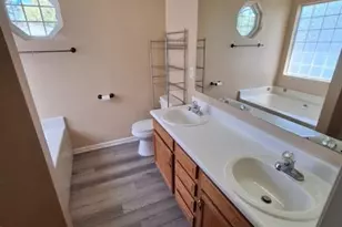 866 Nighthawk Dr, Fayetteville, NC 28314 - Photo 9