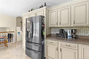 704 Fairbluff Dr, Hope Mills, NC 28348 - Photo 15