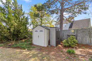 704 Fairbluff Dr, Hope Mills, NC 28348 - Photo 37